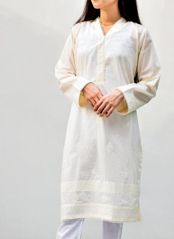 2-piece Embroidered Lawn Off-White (Pret)